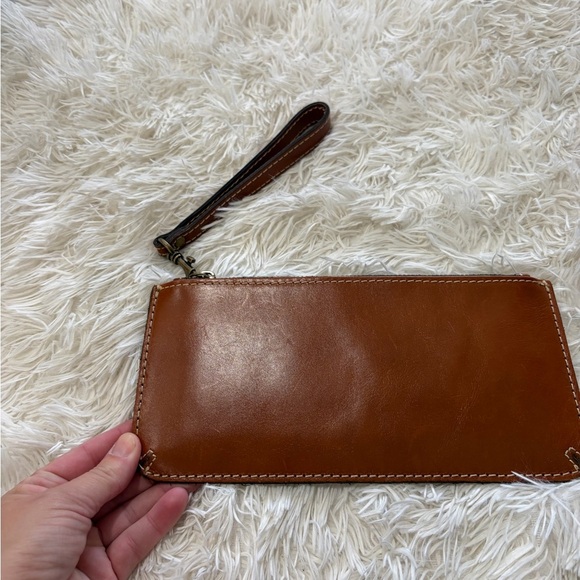Patricia Nash Leather Wristlet/Clutch/Wallet - NWOT - tan - Picture 2 of 7